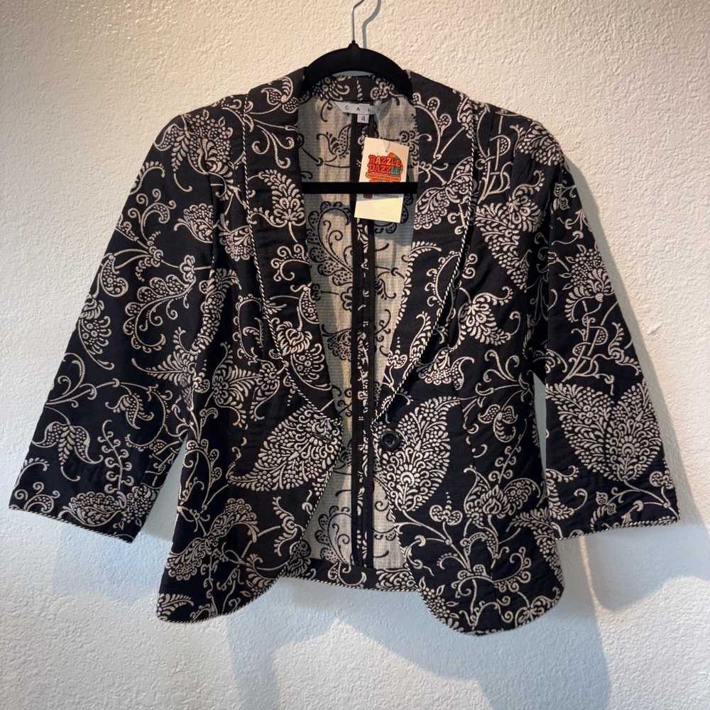 Elegant Black and White Patterned Women's Jacket